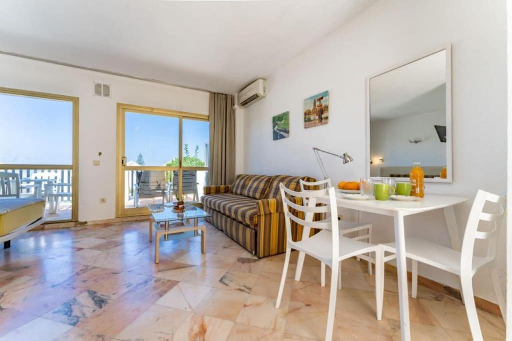 Ct 103 - Faro'S Romana Playa Studio 142 Марбелья Екстер'єр фото